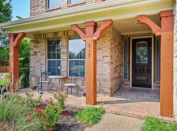 4th image of 617 Unbridled Ln