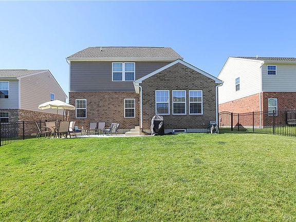 3rd image of 1662 Summit Creek Dr
