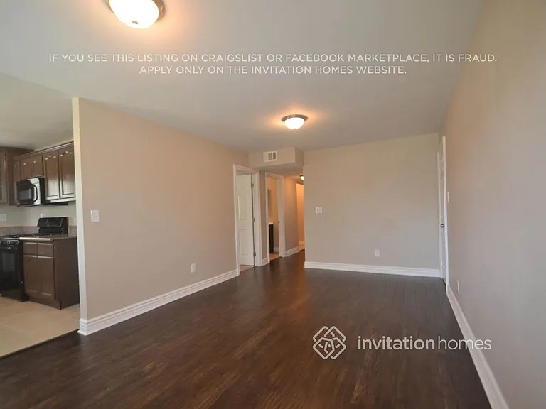1355 W 60th St — Photo 2