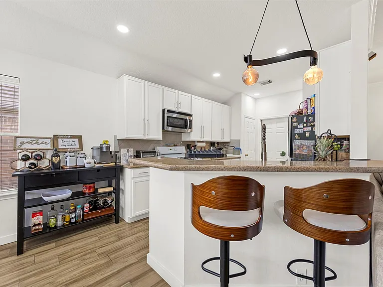 20703 Louetta Woods Dr — Photo 13