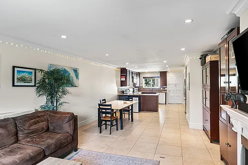 6481 Kanan Dume Rd Photo 1