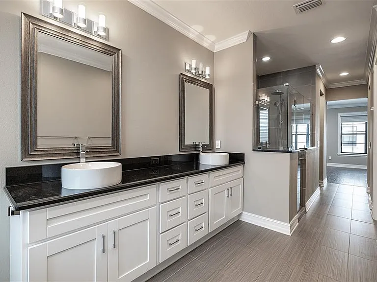 222 S Audubon Ave — Photo 37