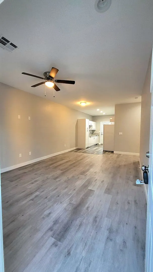 San Lorenzo St- 620 — Photo 4