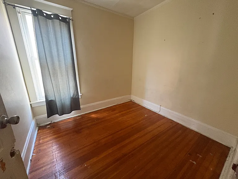5 Lincoln Ave #2 — Photo 9
