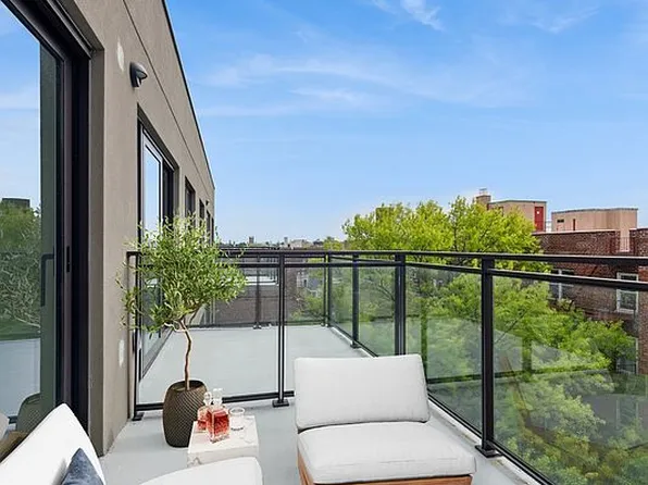 428 E 9th St #209, Brooklyn, NY 11218