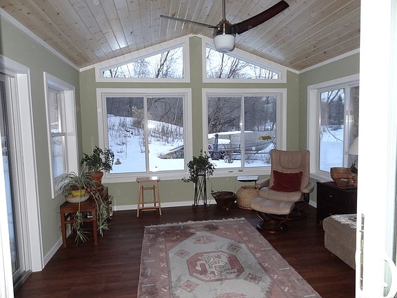 Sun Room - Four Season