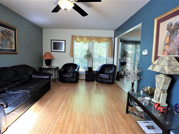 3rd image of 3121 E Village Cir