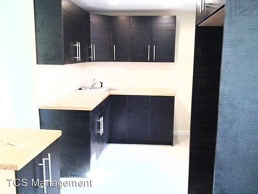 2nd image of 4032 Spruce St #3168867