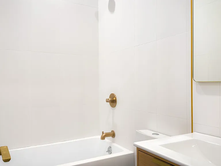 81 Beadel St #2F — Photo 6