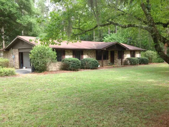 402 Bishop Blvd, Perry, FL 32348