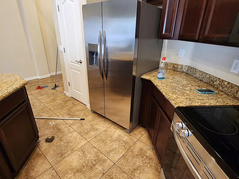 609 E Pearce Rd — Photo 5