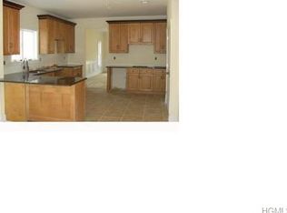 29 Collins Ave, Spring Valley, NY 10977