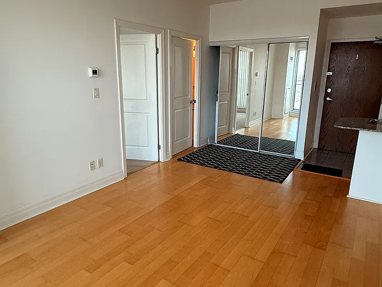 88 Palace Pier Ct #Penthouse 208 — Photo 8