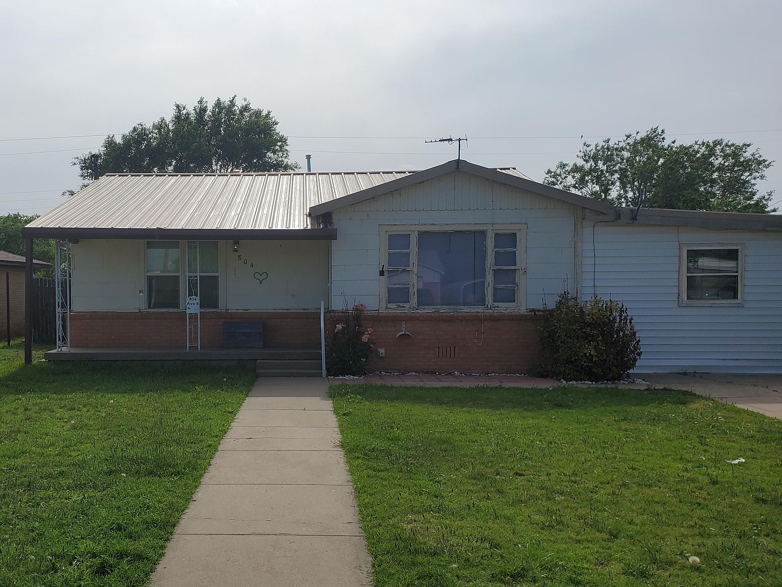 804 Avenue R, Sunray, TX 79086 | Zillow