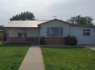 804 Avenue R, Sunray, TX 79086