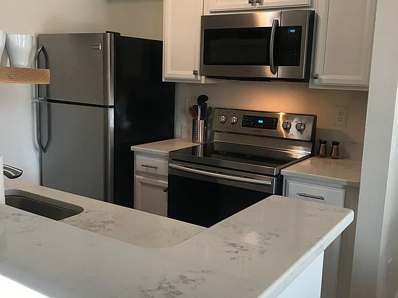 2nd image of 1616 18th Ave S #1630
