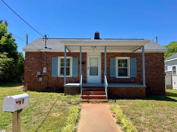 8 Clark St, Laurens, SC 29360
