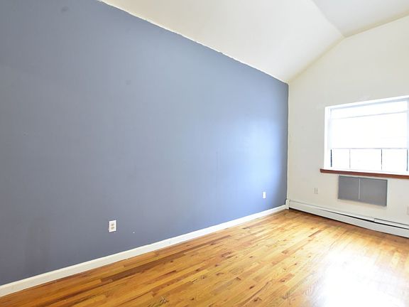 5th image of 444 E 136th St #2