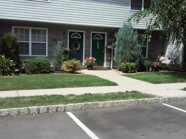 23 Vintage Ct #23, Trenton, NJ 08619