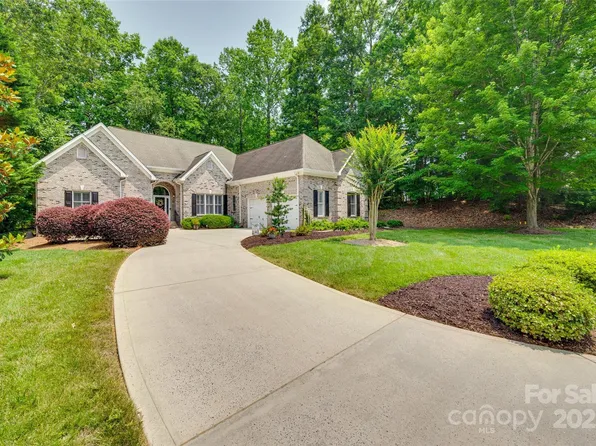 16527 Woolwine Rd, Charlotte, NC 28278