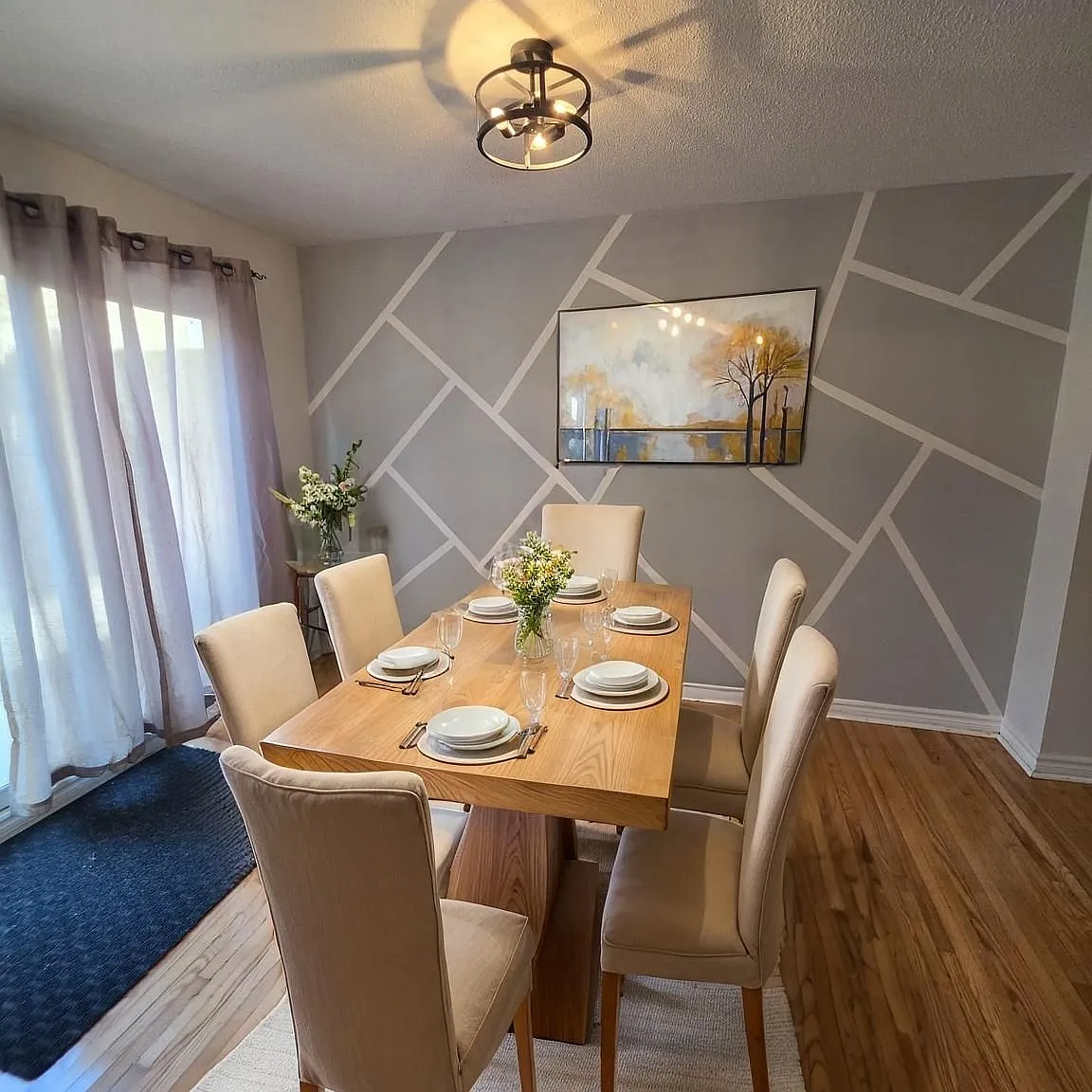 5 bed, $2,199 — Photo 2