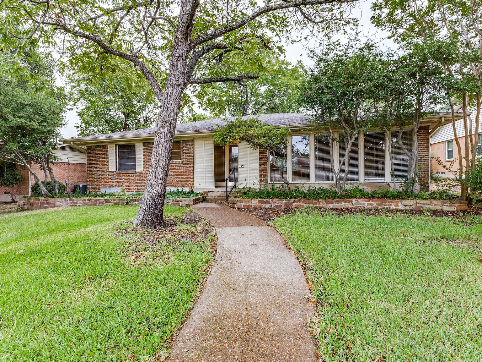 3 bed, 1440 sqft, $2,475 — Photo 1