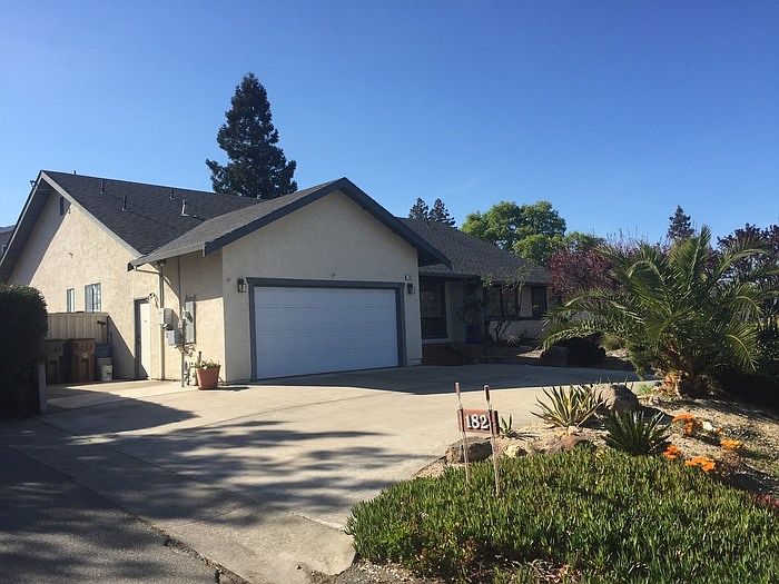 1st image of 182 Ironwood Dr