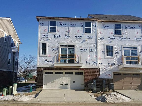 Located on 3106 in Pleasant Square in Schaumburg, IL