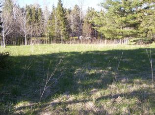 6351 Lenz Dr, Cheboygan, MI 49721