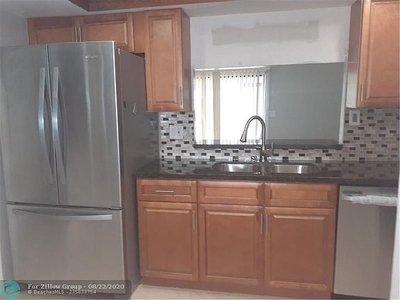 5th image of 9459 NW 42nd St #9459