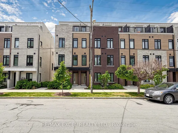 68 A Tisdale Ave, Toronto, ON M4A 0A9