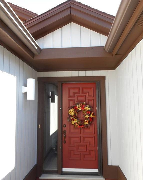 1st image of 58 Pinewood Dr