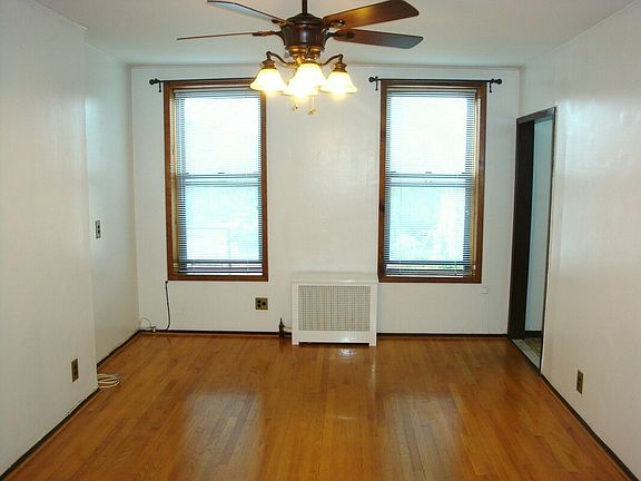 2nd image of 256 Hoyt St Floor 2
