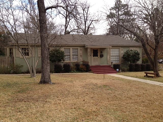 1st image of 3502 Wood St