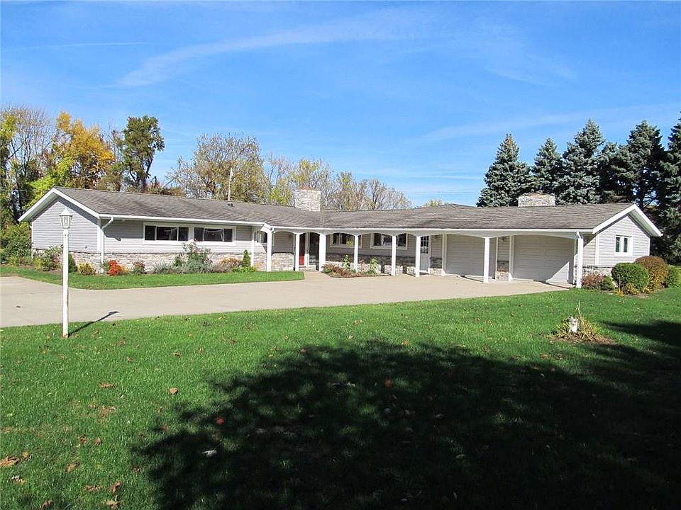1st image of 5704 Brewster Ln