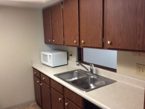 4th image of 172 Brandywine Dr #8-C