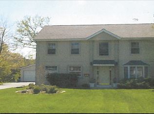 3119 Dell Pl, Glenview, IL 60025