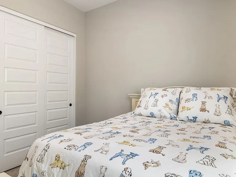 1725 E Questa Dr — Photo 46