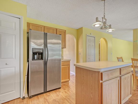 4th image of 2506 Marquez Ave SE
