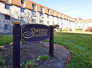 119 Grove St APT 247, Rockland, MA 02370