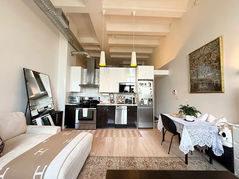 728 Market St #501 — Photo 8