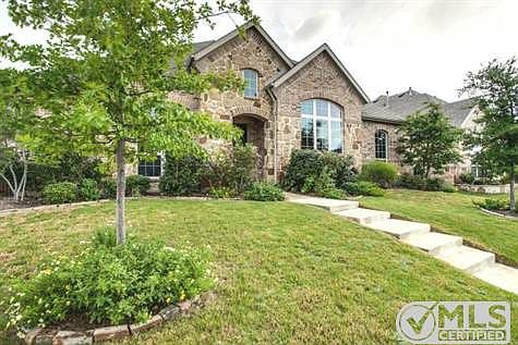 3rd image of 3407 Meadow Bluff Ln