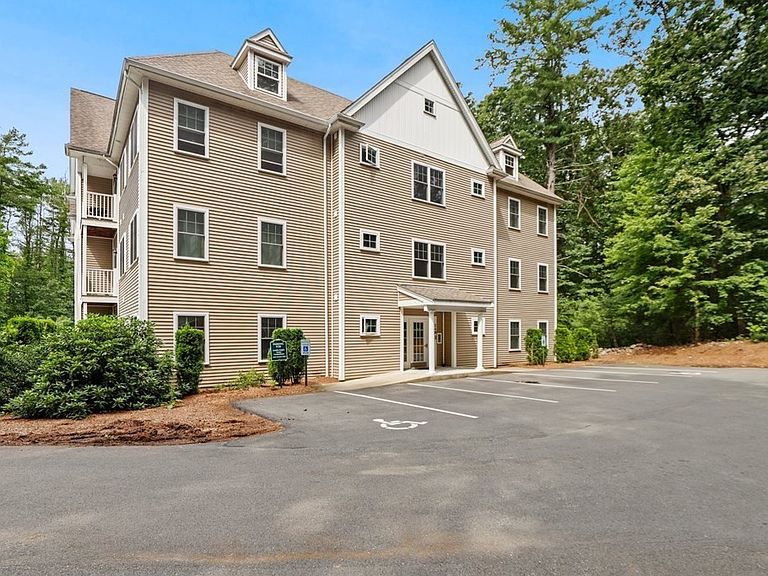 24 Shayne Rd Franklin, MA, 02038 Apartments for Rent Zillow