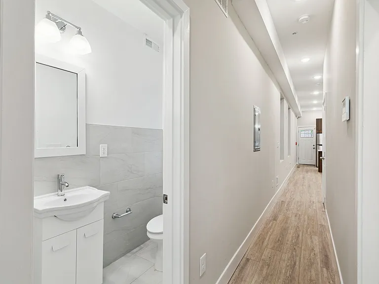 1333 Snyder Ave #1 — Photo 6