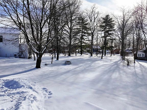 4th image of 5 Pearl Street