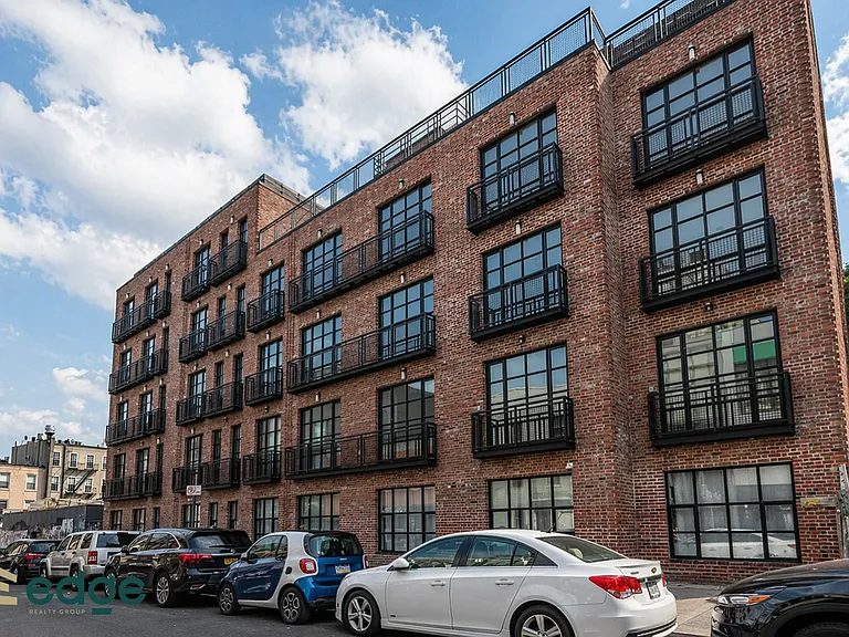 180 N 7th St #310 — Photo 13