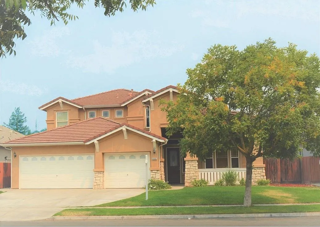 3760 N Kilroy Rd photo 1