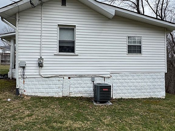 2nd image of 479 Abney Rd