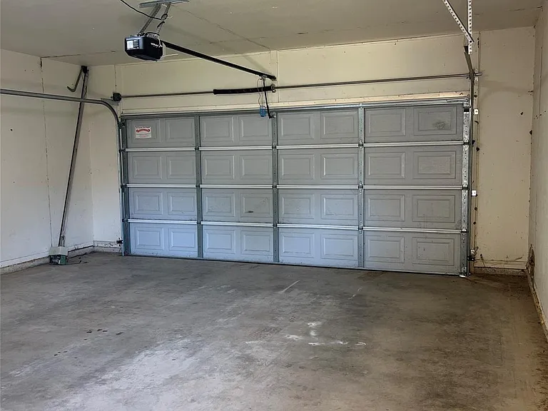 1105 Advance St — Photo 21