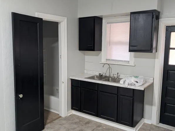 3505 Fir St APT 2, East Chicago, IN 46312